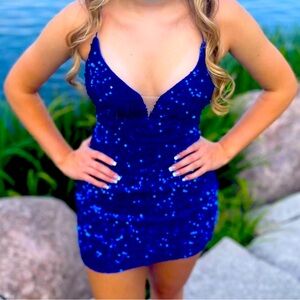 Beautiful HOCO Dress size 4